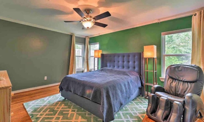 South Main Casa | Med Center Pad Near NRG Stadium 3BD Organic