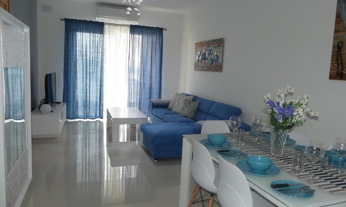 Marsaxlokk Apartamento | MedDeluxe ChainStich