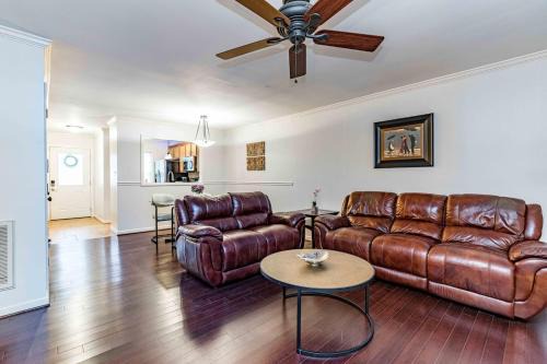 Southeast Raleigh Casa | Medical worker special - wakemed 5min drive unit