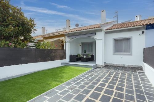 Vergel Casa | Mediterranean Breeze Beach House
