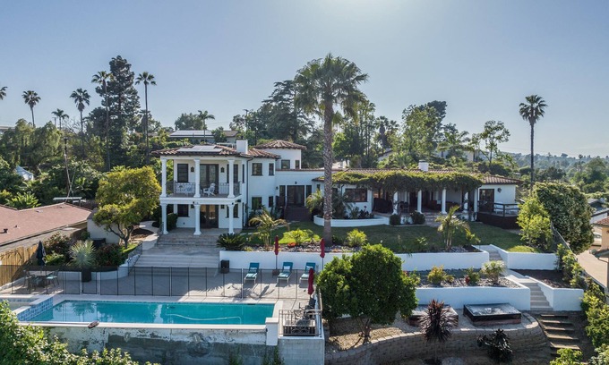 Casa de Oro-Mount Helix Casa | Mediterranean Oasis: Views, Game Room, Pool & Spa!