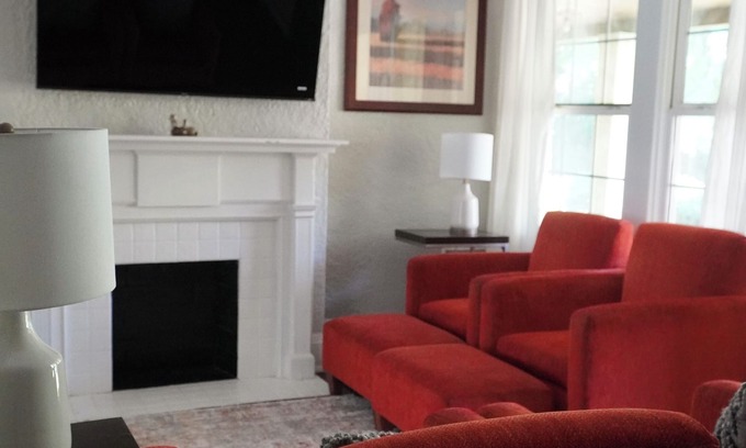Downtown Dayton Apartamento | Mediterranean river bank