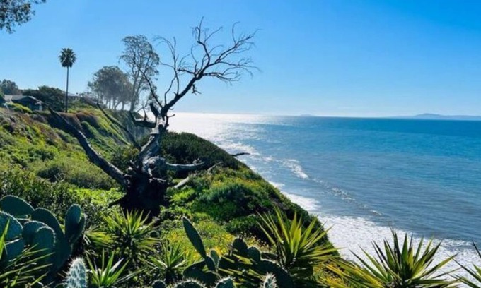 West Mesa Casa | Mediterranean Villa on the Mesa-Walk to the Beach