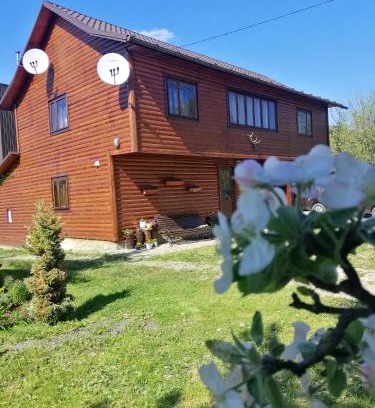 Mykulychyn Casa | Medova Hata