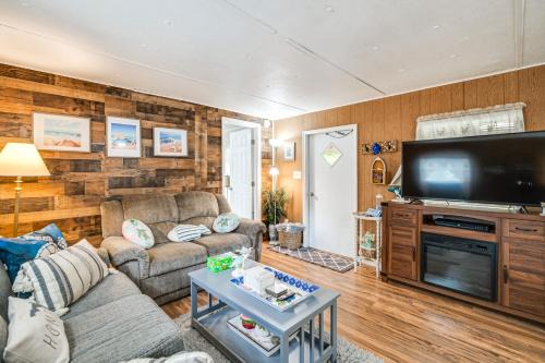 Homosassa Casa | Meet Manatees! Home 3 Mi to Homosassa Wildlife SP