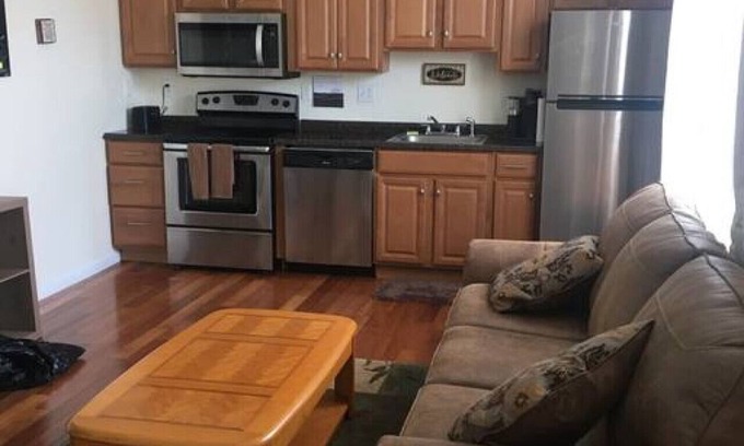 Niskayuna Apartamento | Meet the browns with parking