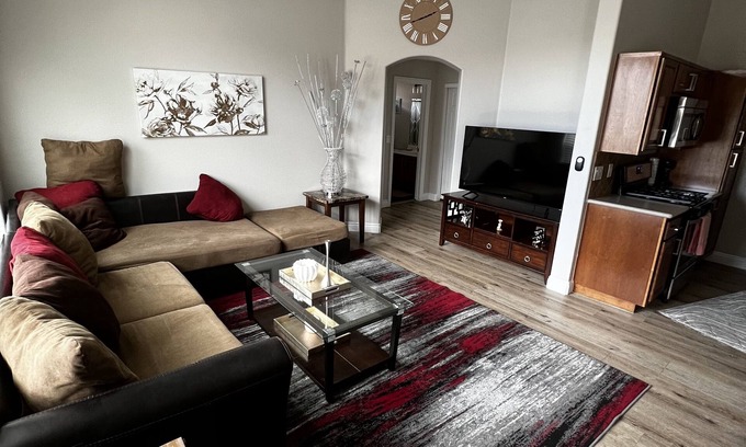 Enterprise Casa | Meet Tom, the stylish townhouse!