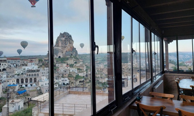 Ortahisar Hotel | Megaron Cave Hotel