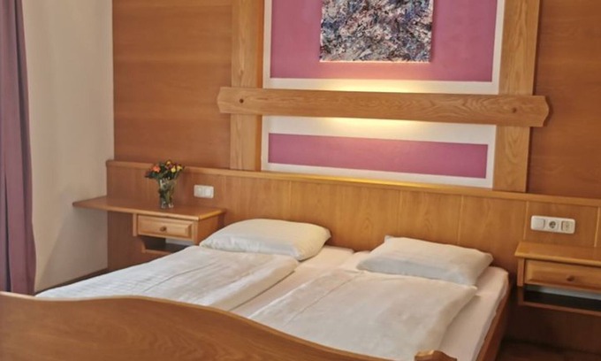 Strass im Attergau Cabaña | Mehrbettzimmer - Gasthof Pension Steinberger