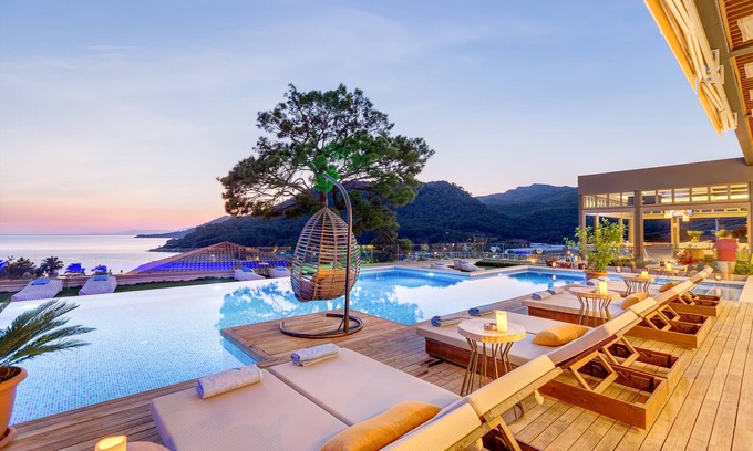 Karaoz Hotel | Melanippe Relaxing Hotel - Adults Only