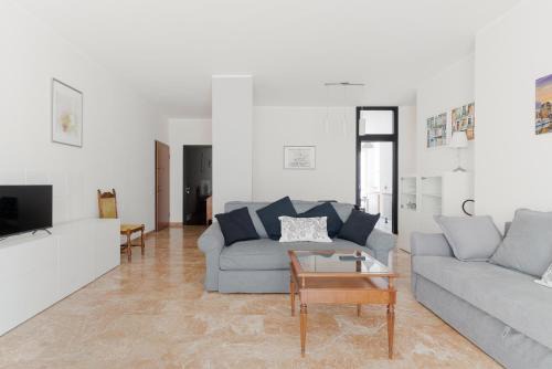 Ponte Seveso Apartamento | Melchiorre Trilocale d epoca Ampio e Luminoso