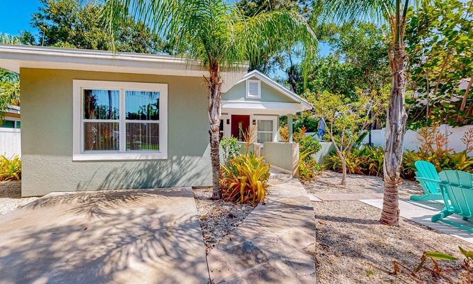 Bayou Oaks Casa | Mellow Memories | Sun-filled house in Sarasota with al fresco dining & hammock