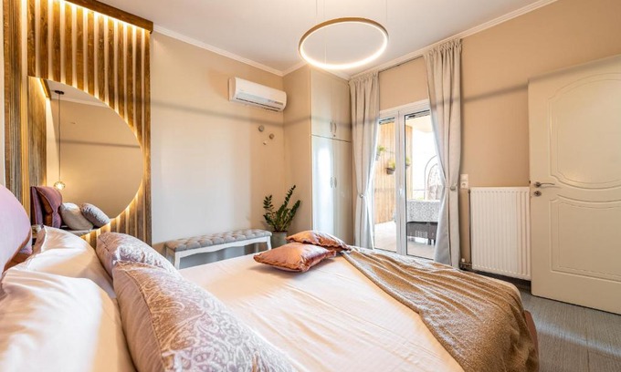 Aigialeia Casa | Meltemi Beach House - a seaside Luxury maisonnette