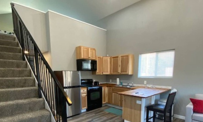 Huntington Casa | Memories by the River. New Dog friendly Retreat #3