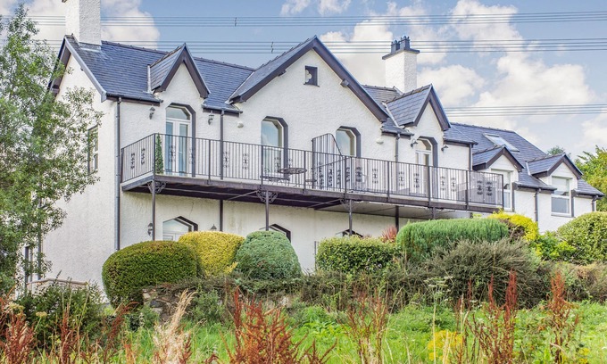 Brynrefail Cabaña | Menai View, LLANFAIRPWLLGWYNGYLL