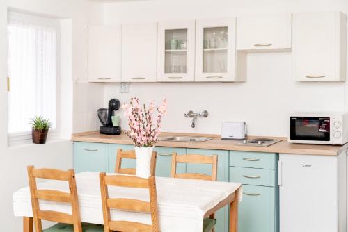 Zengovarkony Apartamento | Menta Porta