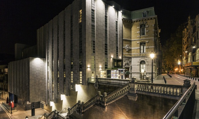 Centro de Bilbao Hotel | Mercure Bilbao Jardines De Albia
