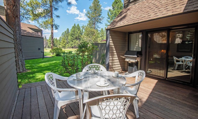 Overlook Park Casa | Meredith Lodging - Home with A/C, Dog Ok, Walking Distance to the SHARC!