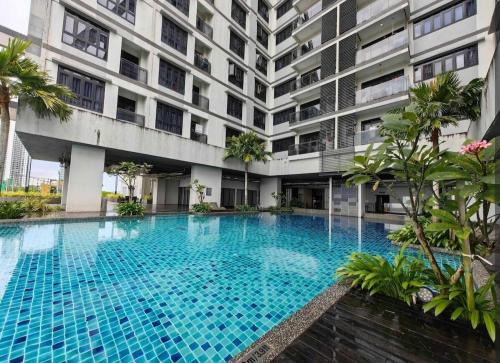 Medini Apartamento | Meridin Sovo 2Pax Modern Comfort Netflix BySTAY