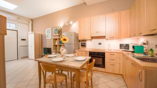 San Donato-San Vitale Apartamento | Merlo's Studio Flat Ospedale S Orsola