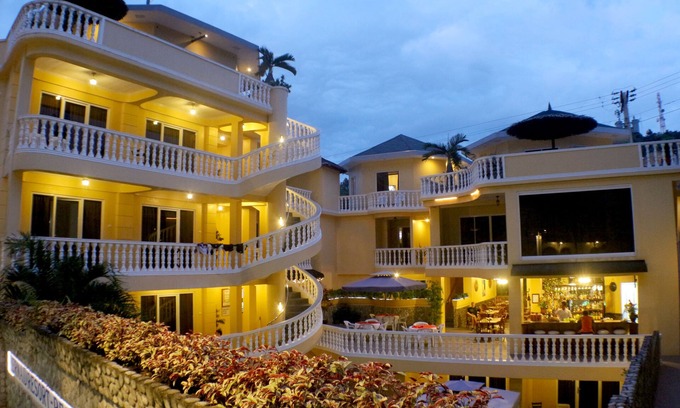 Puerto Galera Hotel | Mermaid Resort Puerto Galera