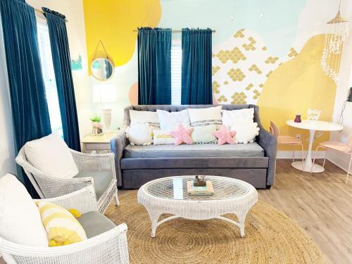 Wilmington Casa | MerManor by the Cargo District