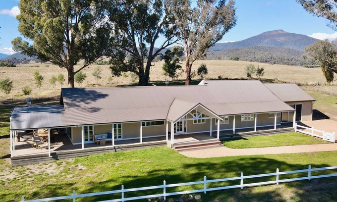 Merrijig Casa | Merrigums - Merrijig - Sleeps 12