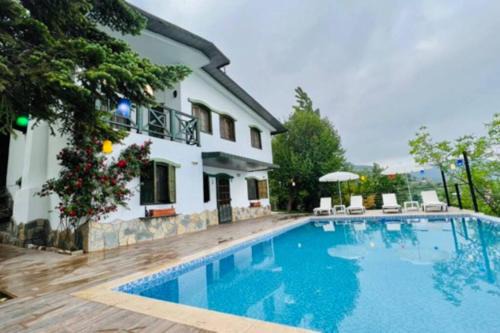 Erdemli Chalet De Esquí | Mersin Özel Havuzlu Jakuzili Villa Sinap