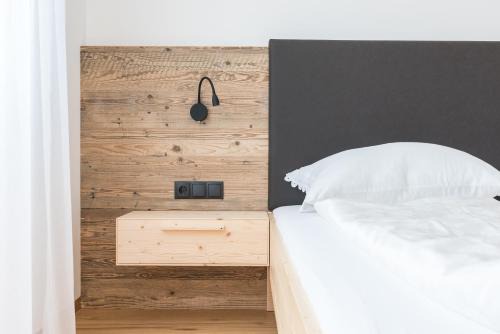 Rasa Apartamento | MESNERHOF CHALET - Ruhe, Rückzug & Südtiroler Charme mit kostenlosem Parken in der Tiefgarage