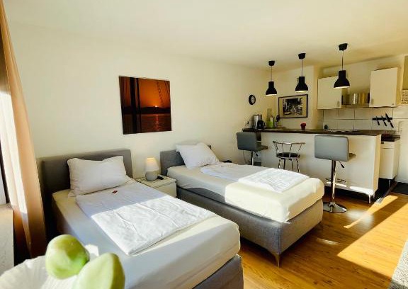 Muelheim Apartamento | Messe Apartment am Rhein