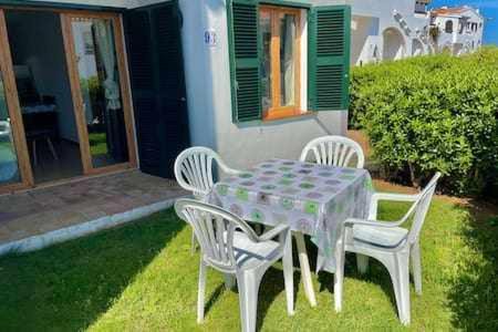 Arenal d'en Castell Apartamento | Mestral - Apto en planta baja con piscina