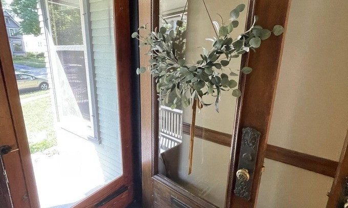 Wauwatosa Casa | Meticulously Restored Tosa Village Historic Home