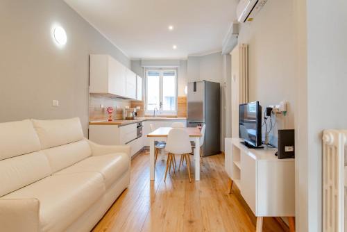 Parella Apartamento | Metro Line, AC, gruppi, CASA WHITE METRO