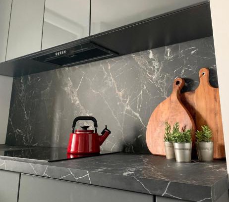 Praga Polnoc Apartamento | Metro Trocka Apartment