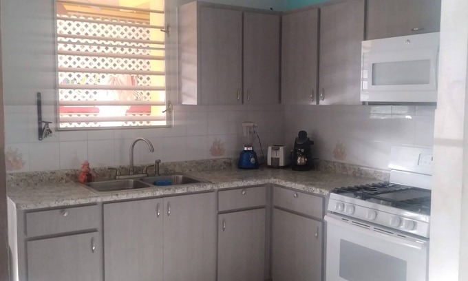Puerto Nuevo Apartamento | Oasis Metropolitano en San Juan, Puerto Rico