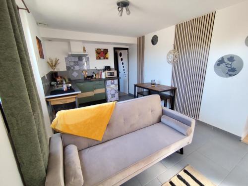 Trementines Apartamento | Meublé cosy indépendant et tout confort, proche Cholet