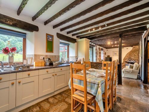 Bampton Casa | Mews Cottage