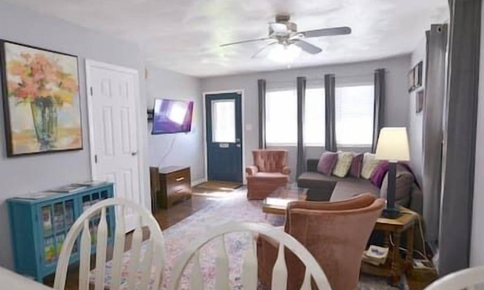 Bloomington Casa | El lugar de Meyer: su "hogar lejos" en Bloomington