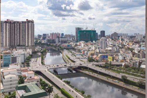 Bach Dang Riverside Apartamento | MH Apartment- Tresor- spacious and cozy center D4