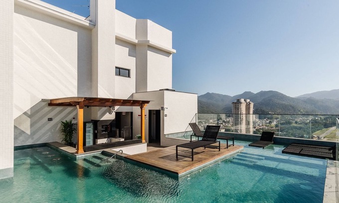 Centro Apartamento | MHFA Studios em Prédio Luxuoso Vista Mar