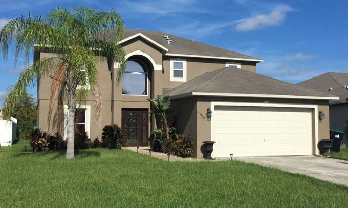 Southeast Orlando Casa | Mi Casa Es Su Casa!!🏡 4 Bdrm home with pool