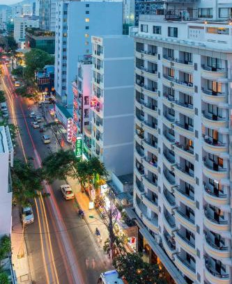 Tu Liem Hotel | MIBEE Hotel