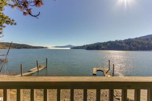 Coeur d'Alene Casa | Mica Bay Serenity Cabin
