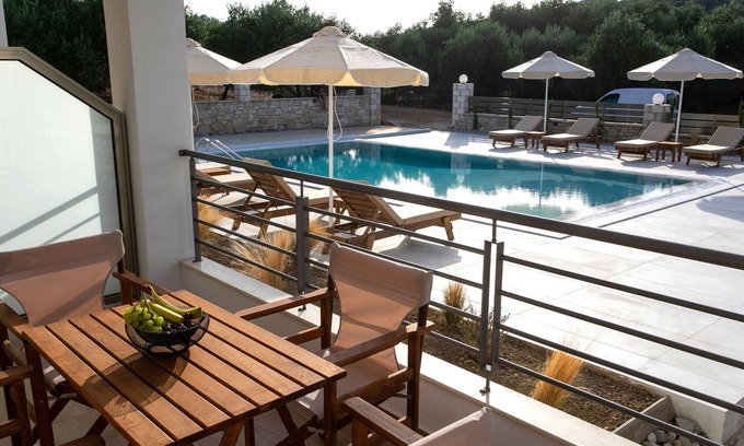 Valanidorrachi Casa | Michelangelo Suites and Apartments