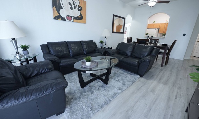 Crestwynd Bay Condominio | Mickey's Windsor Hills Home Away From Home!