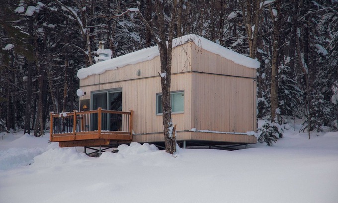 Notre-Dame-Auxiliatrice-de-Buckland Chalet De Esquí | Solstice 1 | Micro-Cabine à la Montagne