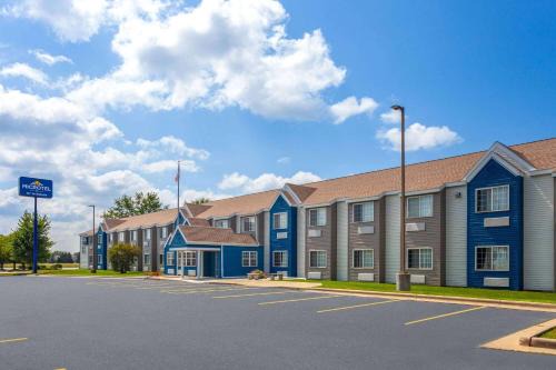 Janesville Hotel | Microtel Inn by Wyndham Janesville