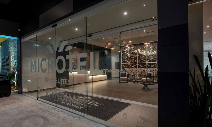 San Luis Potosí Hotel | Microtel Inn & Suites by Wyndham San Luis Potosi