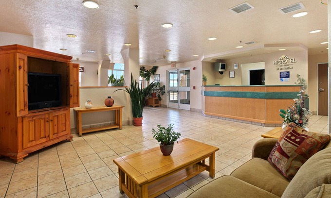 Westside Hotel | Microtel Inn & Suites by Wyndham Albuquerque West