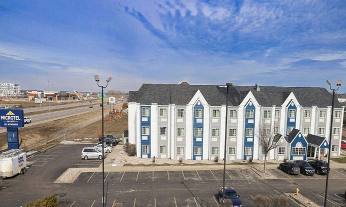 Sioux Falls Hotel | Microtel Inn & Suites by Wyndham Sioux Falls